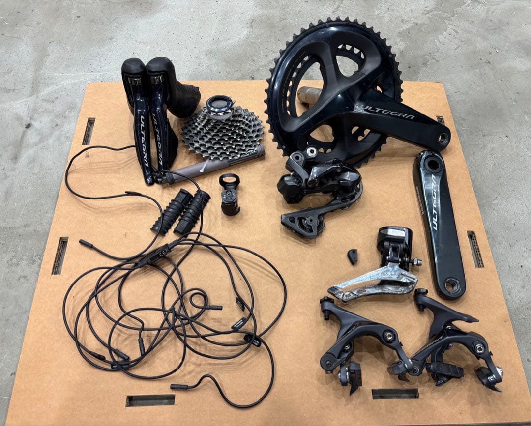 Shimano Ultegra di2コンポーネントセット