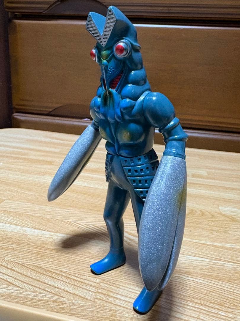 昭和レトロ1983年43年前バンダイ日本製　宇宙忍者バルタン星人ソフビフィギュア