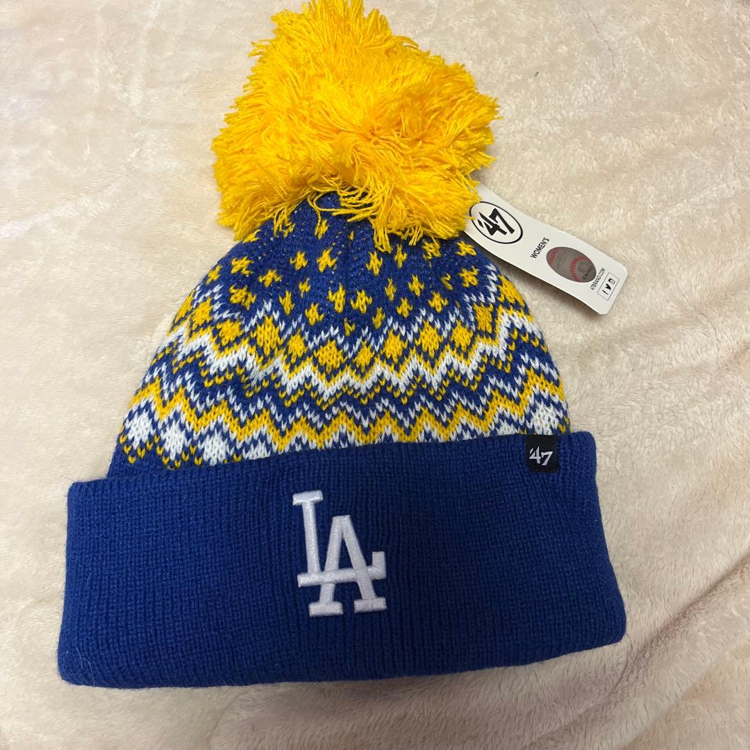 【新品未使用】LAドジャース　ポンポン付きニット帽 47