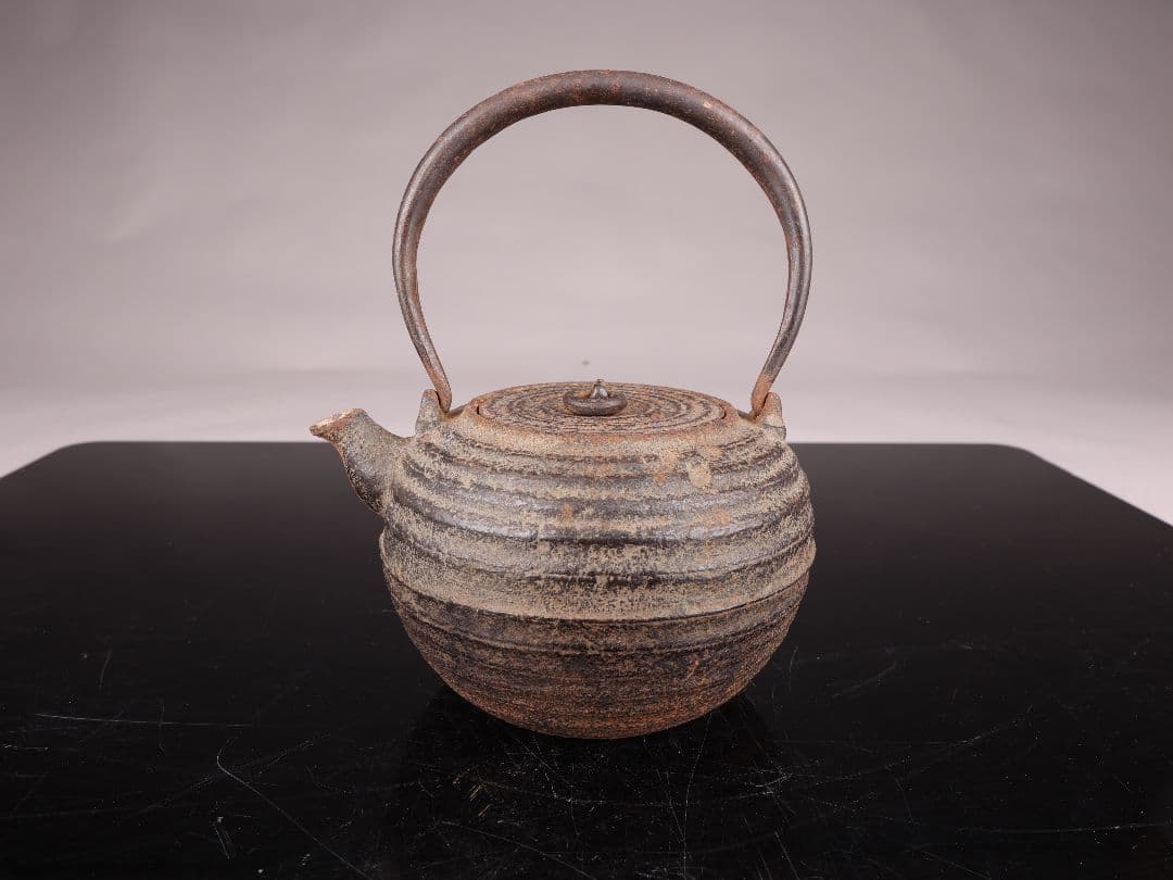 A928鉄瓶 無銘 鉄蓋 湯沸 茶道具 重量1012g 800ml【＋＝