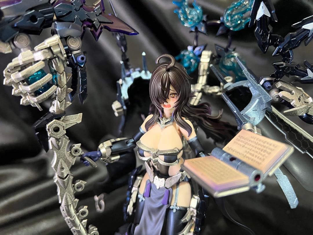 メガミデバイス 【皇巫 ツクヨミ レガリア】 美プラ 塗装品 完成品