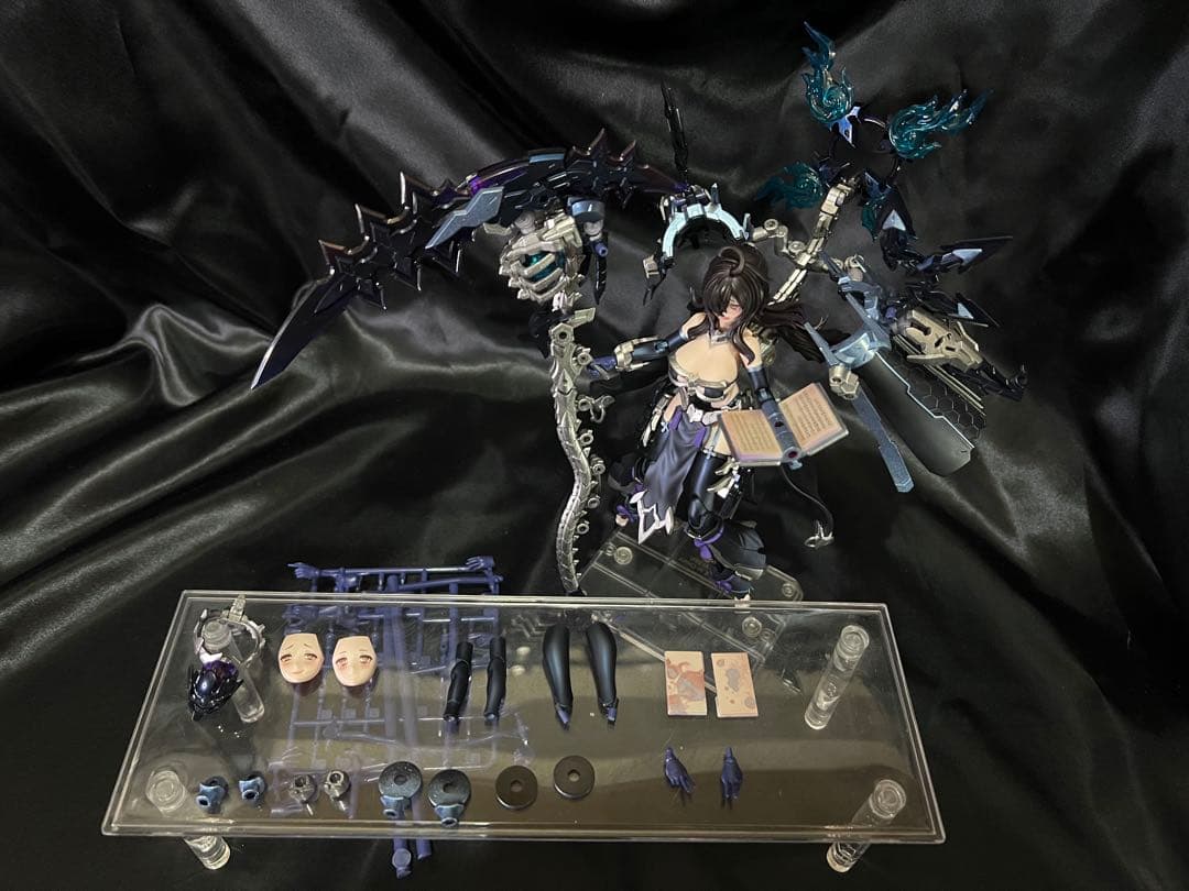 メガミデバイス 【皇巫 ツクヨミ レガリア】 美プラ 塗装品 完成品