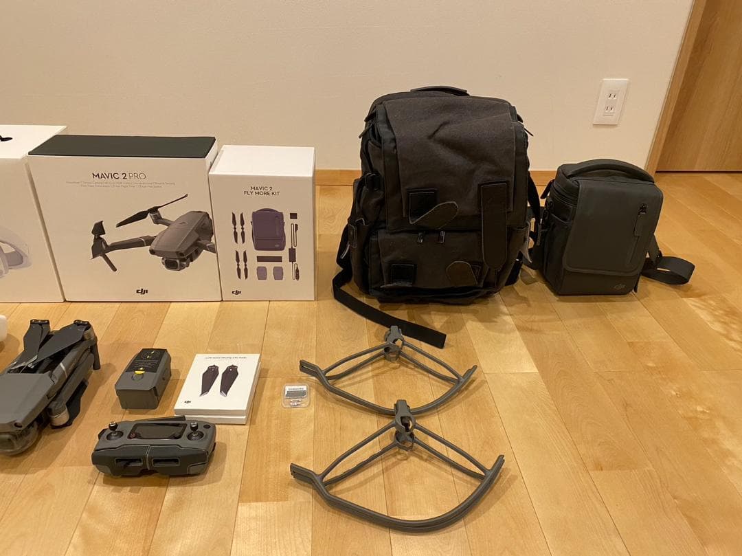 ホビーラジコン Mavic 2 pro + Fly more kit+ DJI Goggles