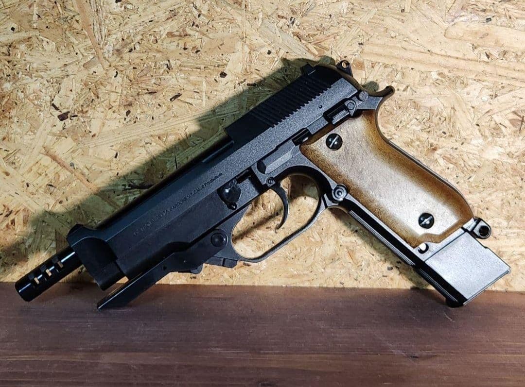 大*意様 エアコキ　ベレッタM93R　マルコシ　LS