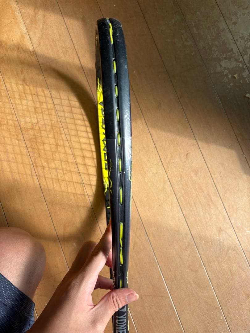 YONEX テニスラケット （ボルトレイジ）ブラック/イエロー