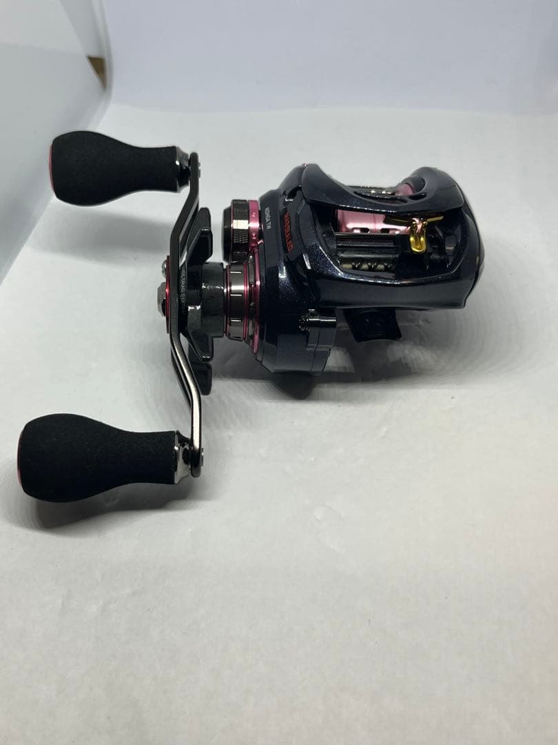 【新品未使用】ダイワ DAIWA 紅牙 TW 7.3R