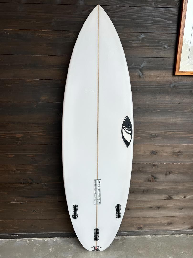 5’７”　24.1L　シャープアイ SHARPEYE　シナジー PU 正規品