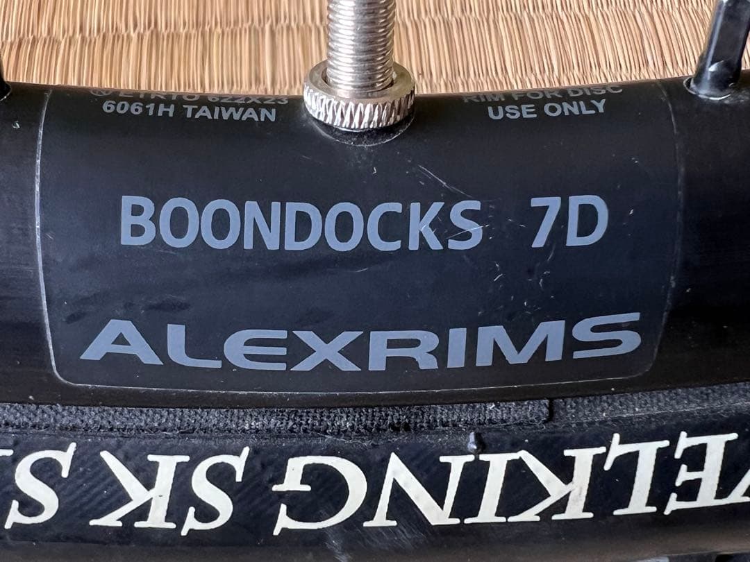 ALEXRIMS BOONDOCKS 7D 前後セット グラベルキングタイヤ付