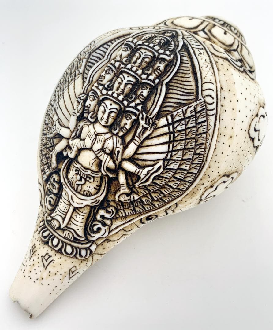 ◆チベット密教法具　法螺貝（シャンカ）十一面千手千眼観音菩薩-A-