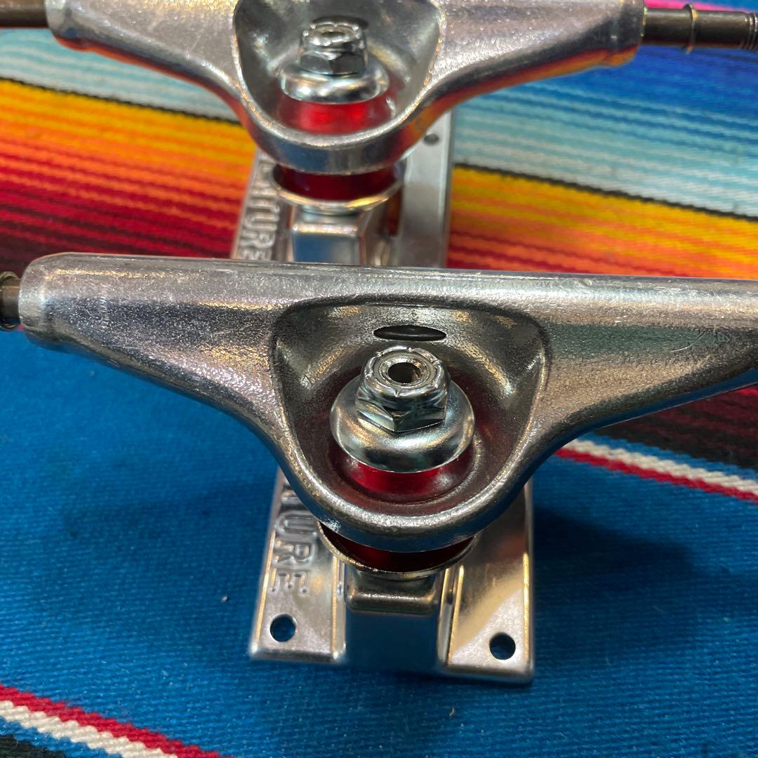 ベンチャーventure スケボートラック5.0LOW 軽量モデル