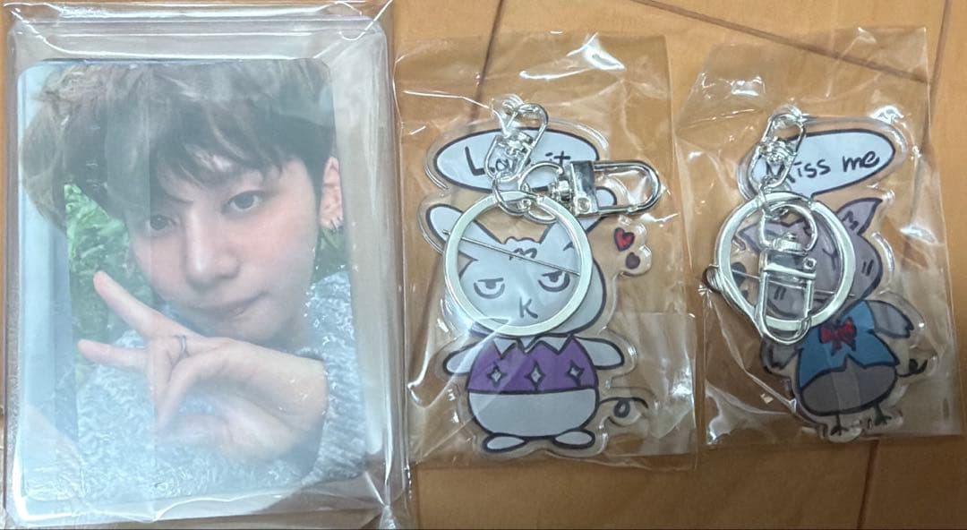 ユメキ　韓国ファンミ　フォトカード　アクリルキーホルダー2種　まとめ売り