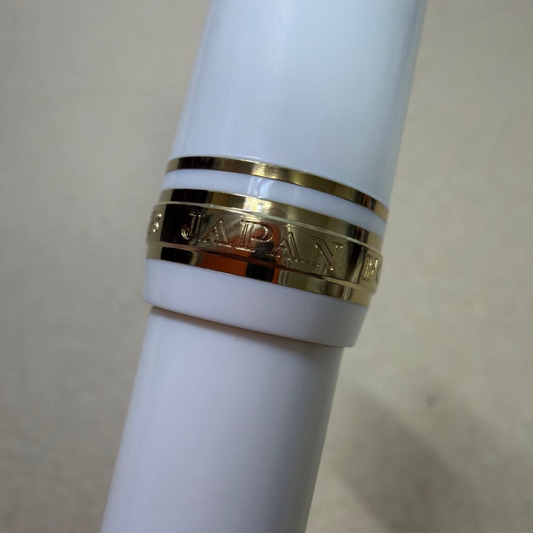 新品 SAILOR セーラー 万年筆 プロフィット 21 F ホワイト 21k