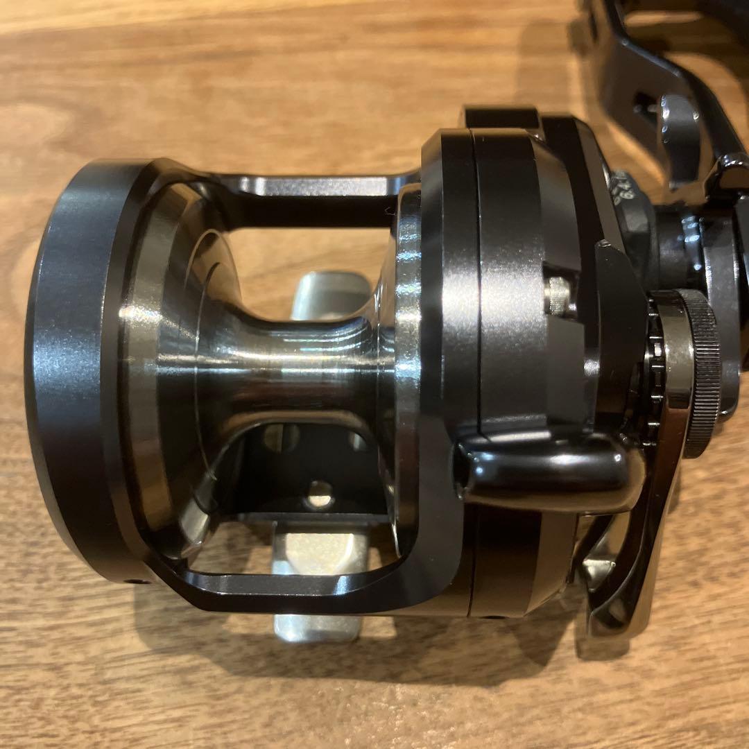 と*ぽ様 シマノ　19 オシアジガー1500HG Fカスタム(新品未使用) 右ハ