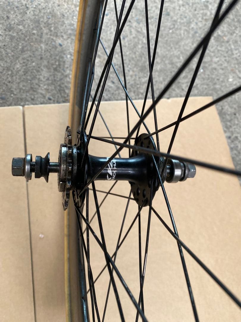 カーボンホイール 完組チューブラホイール　ロードバイク