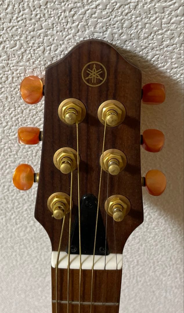 ヤマハ　SLG100S サイレントギター