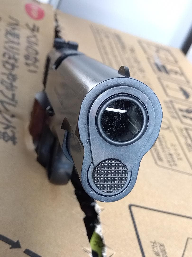 リアルマッコイズ　コルトM1911　強化素材　装填式　プラスチックモデルガン