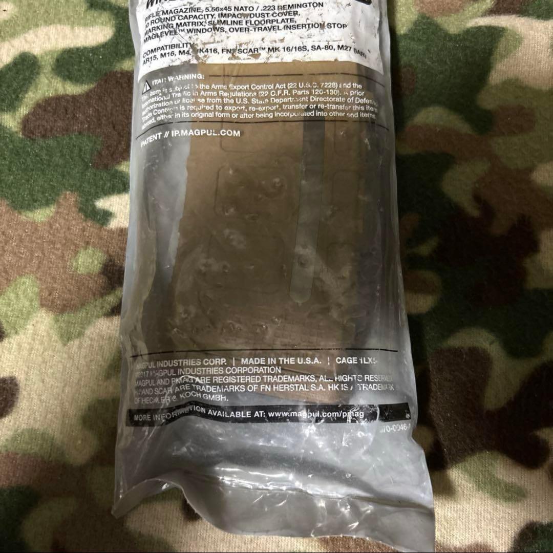 新品　未使用　米軍実物　MAGPUL PMAG 30 窓付き　マグプル　Pマグ⑥