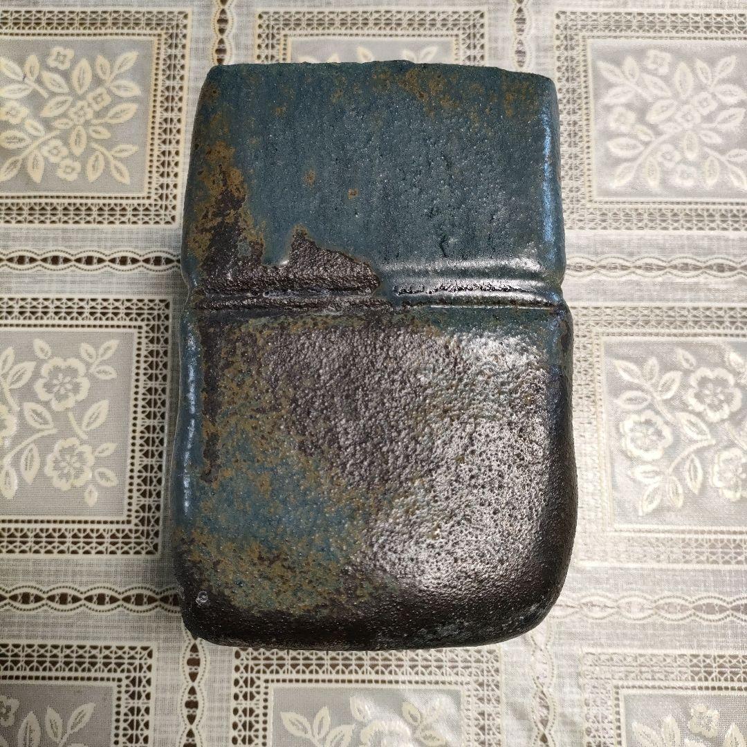 加藤釥（かとう きさく） 瀬戸焼『黒い花器』、ウコン布＆桐共箱付