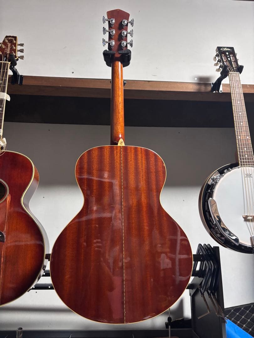 トップ単板、コルト　　セミジャンボ タイプアコースティックギター