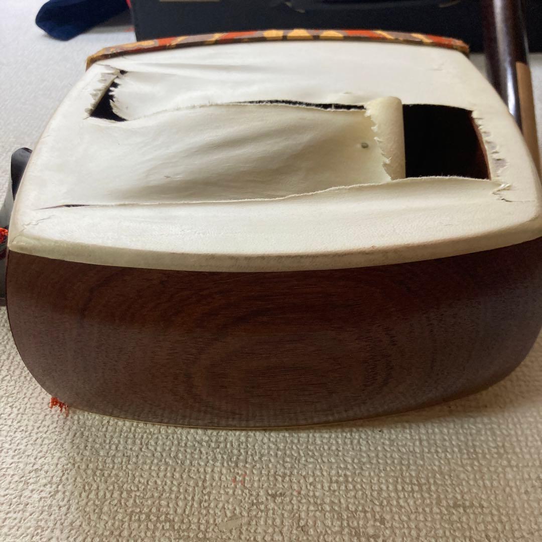 三味線 木製 付属品あり　ケース付き　破れあり