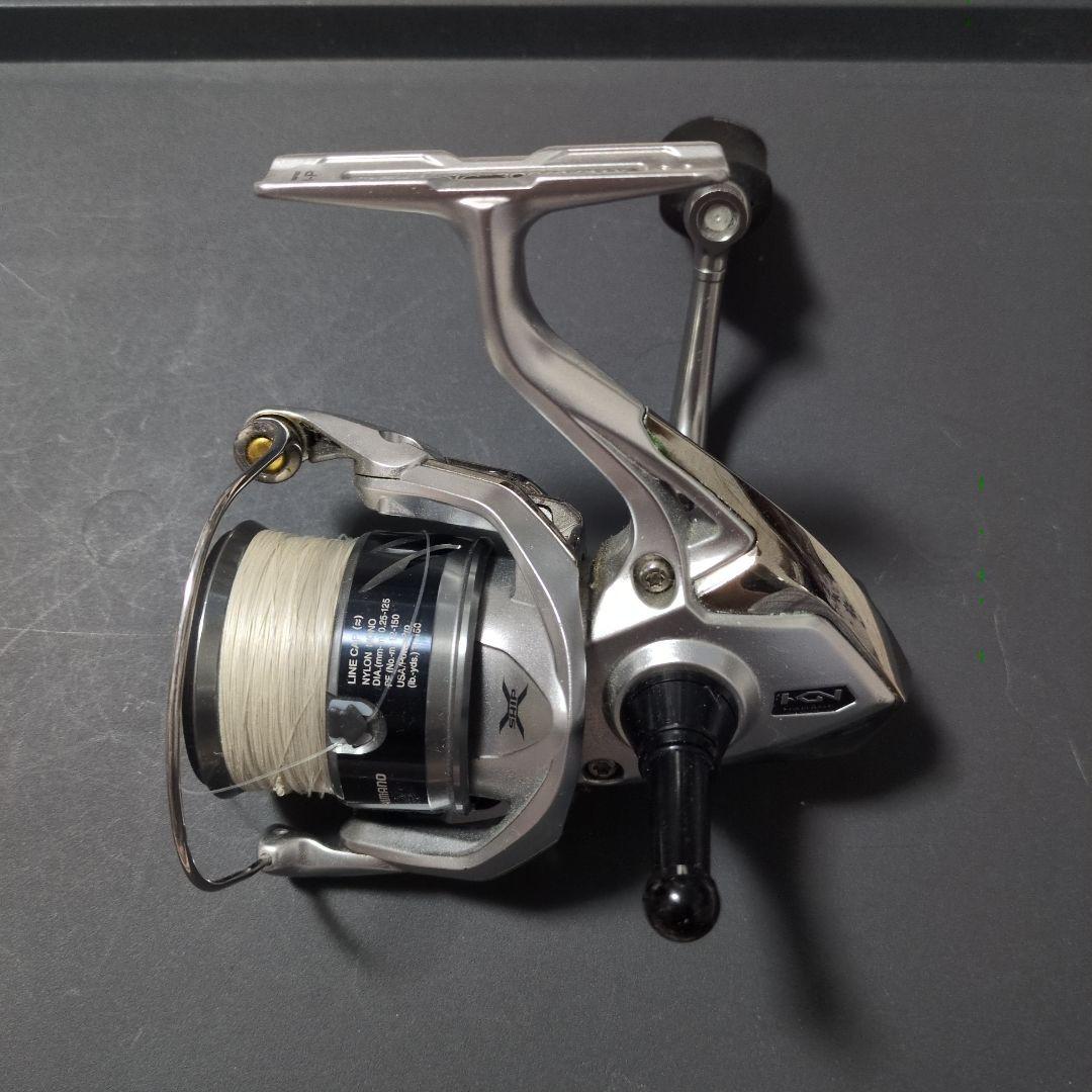 シマノ15 STRADIC 3000M スピニングリール