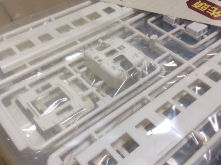 ホビタス HO 1/80 京王5000系 先頭＋中間4両分 ディスプレイキット