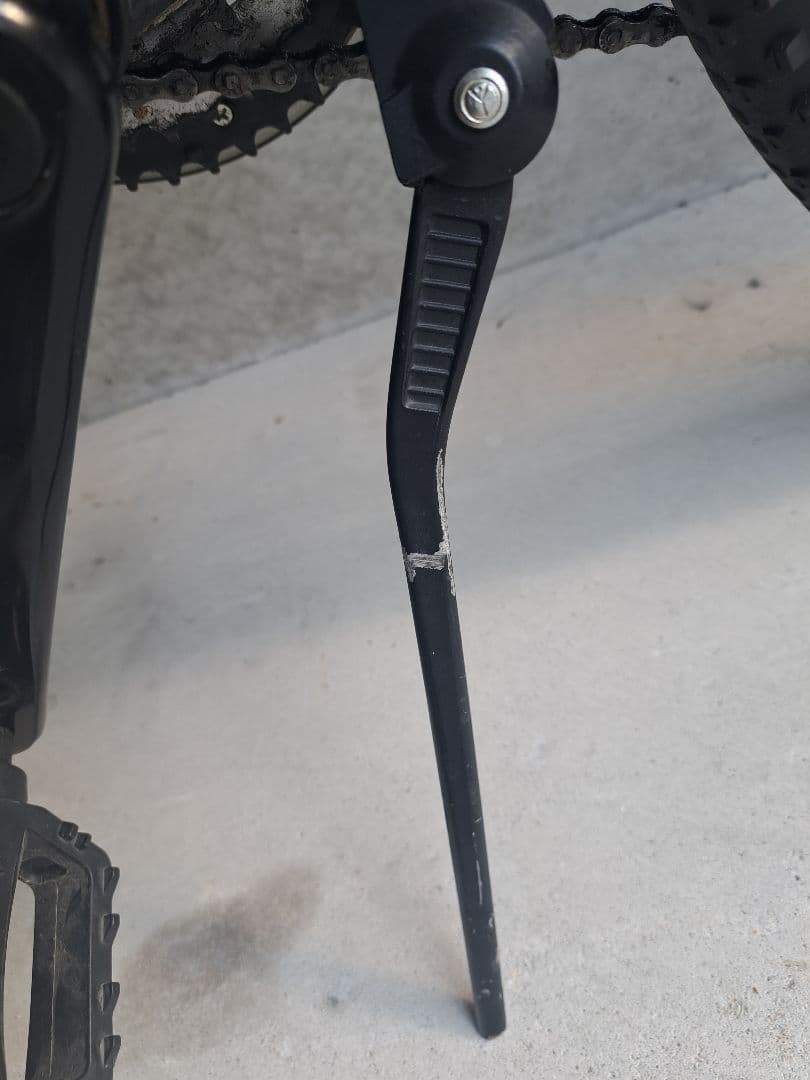 Trek マウンテンバイク 猫のステッカー付き