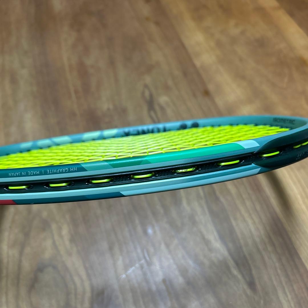 ヨネックス テニスラケット　パーセプト100L グリップ1