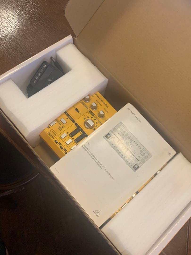 Behringer TD-3-AM アナログベース　シンセサイザー　ベリンガー