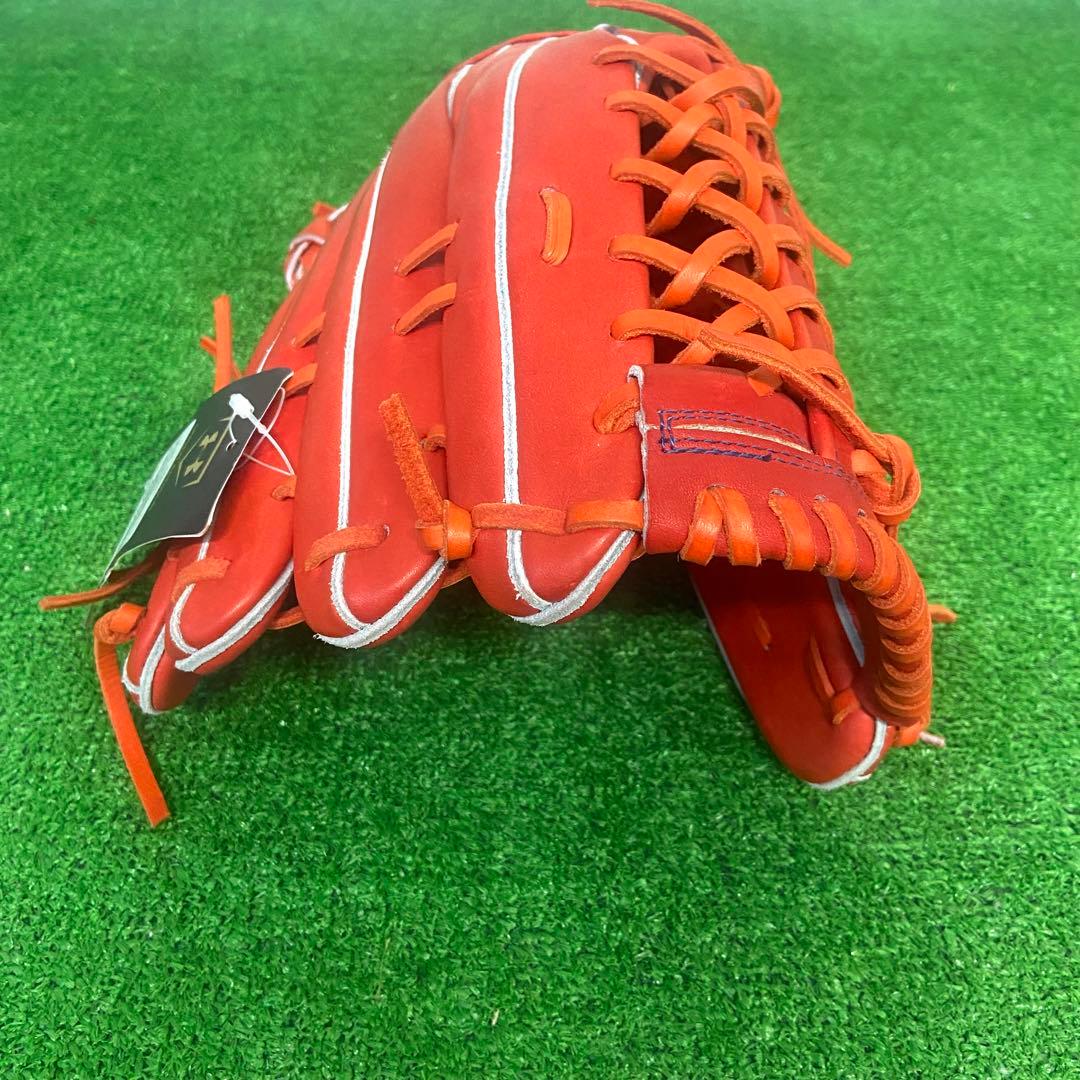 【未使用品】　アンダーアーマー　硬式用　外野手　グローブ　野球　左利き