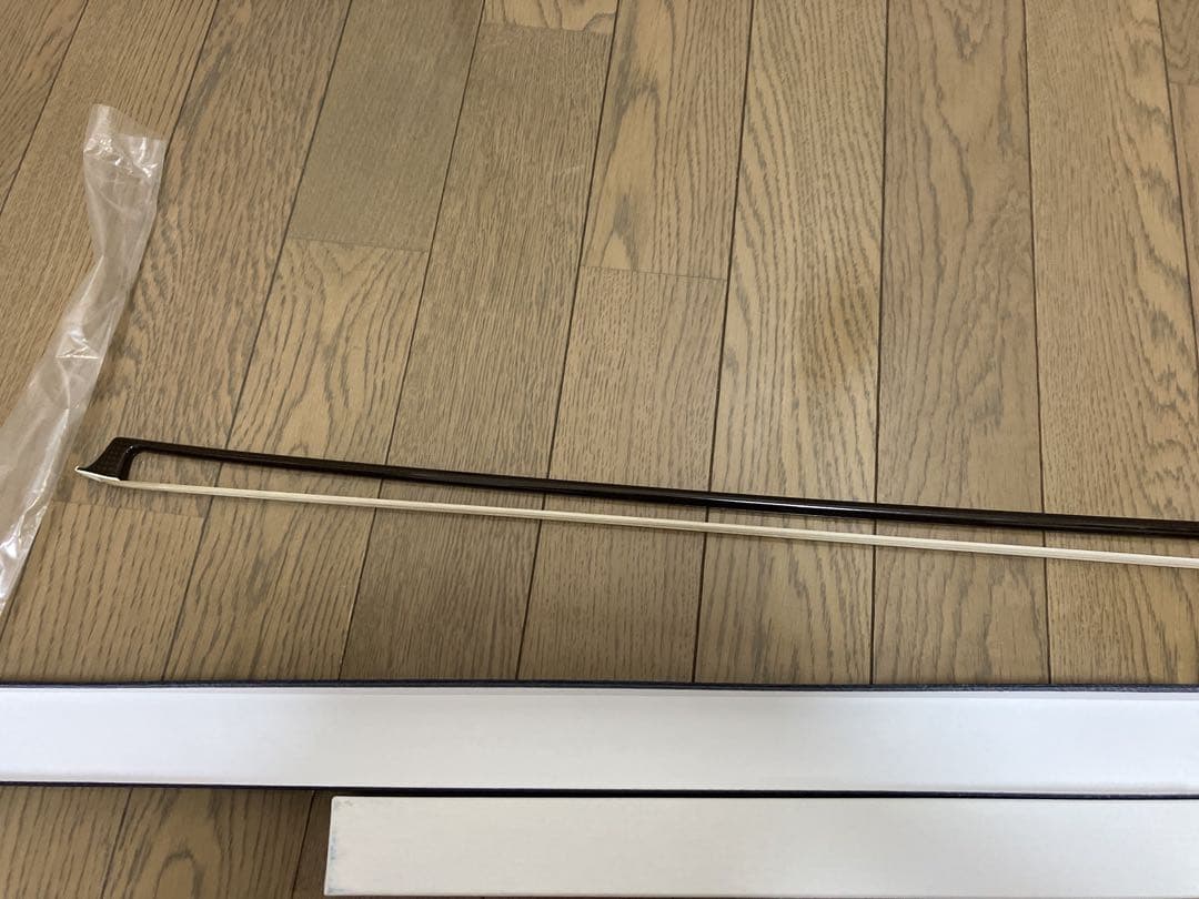 最終値下 新品CodaBow Diamond NX バイオリン4/4 カーボン弓