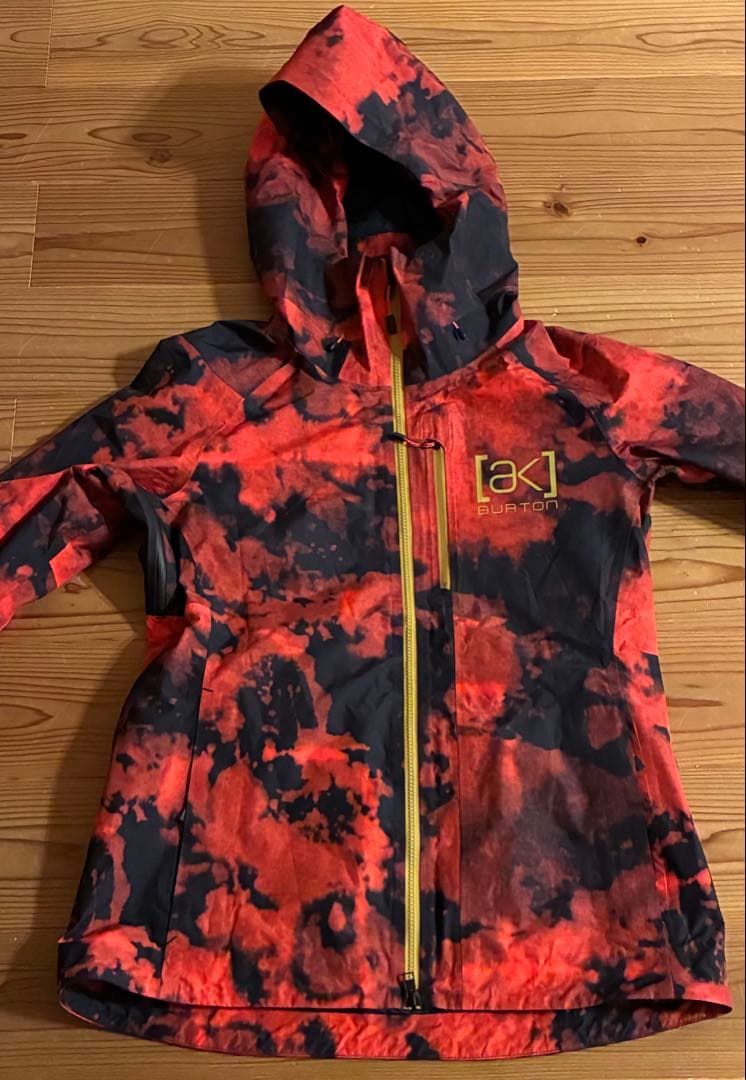 Burton バートンak GORE-TEX Upshift Jacket