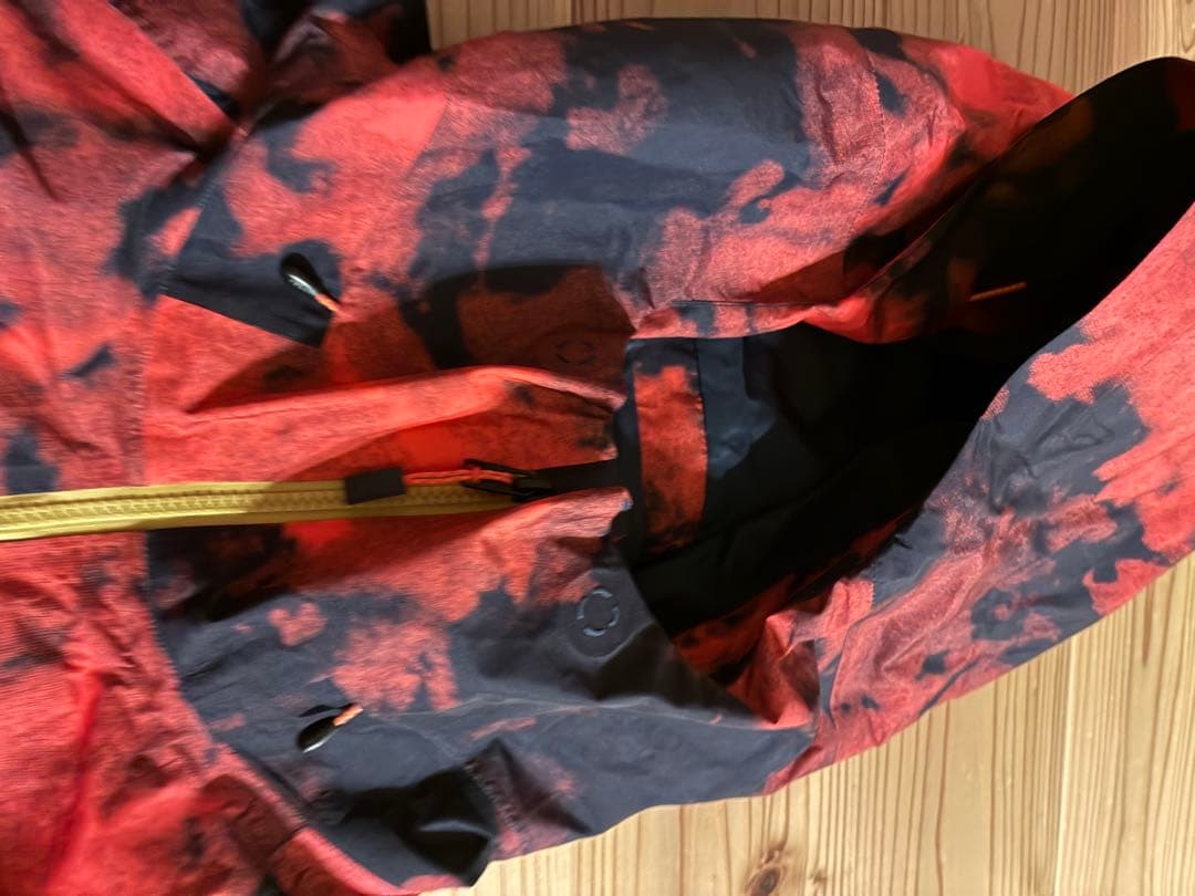 Burton バートンak GORE-TEX Upshift Jacket