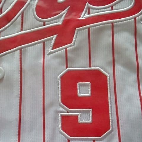 カープユニフォームレジェンド緒方孝市選手背番号9！Lサイズ！限定完売品！