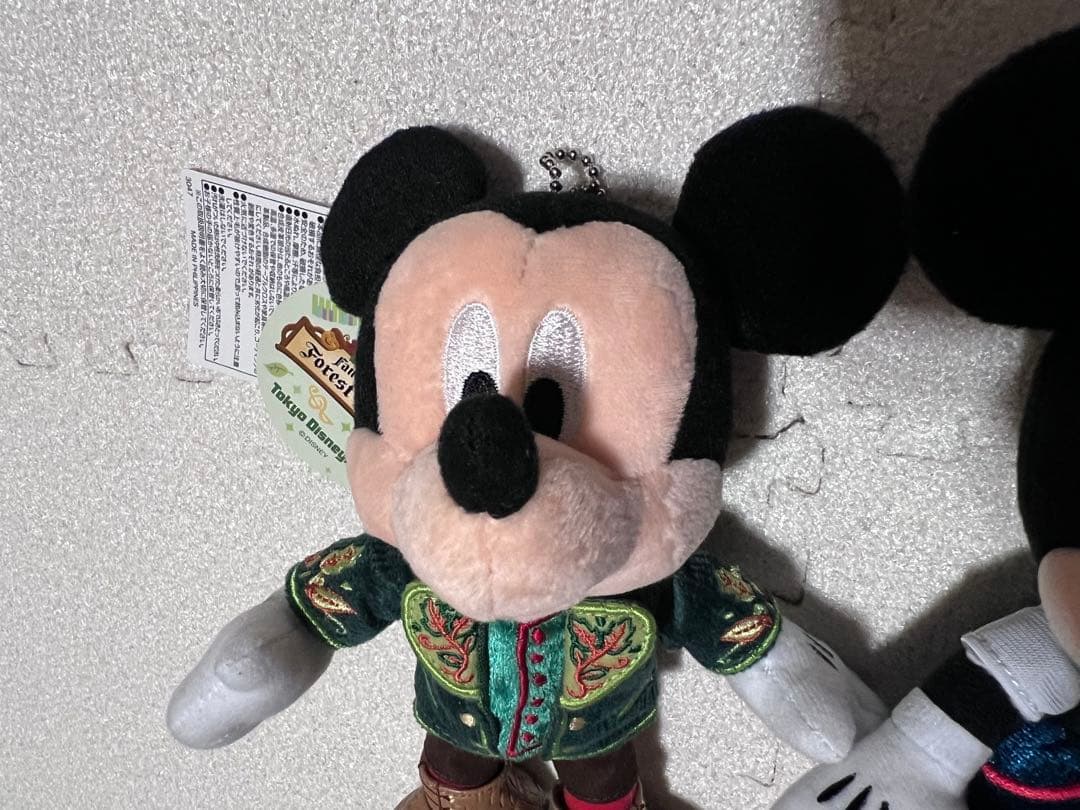 タグ付き　マジカルミュージックワールド　ミッキー ミニー　ぬいぐるみバッジセット