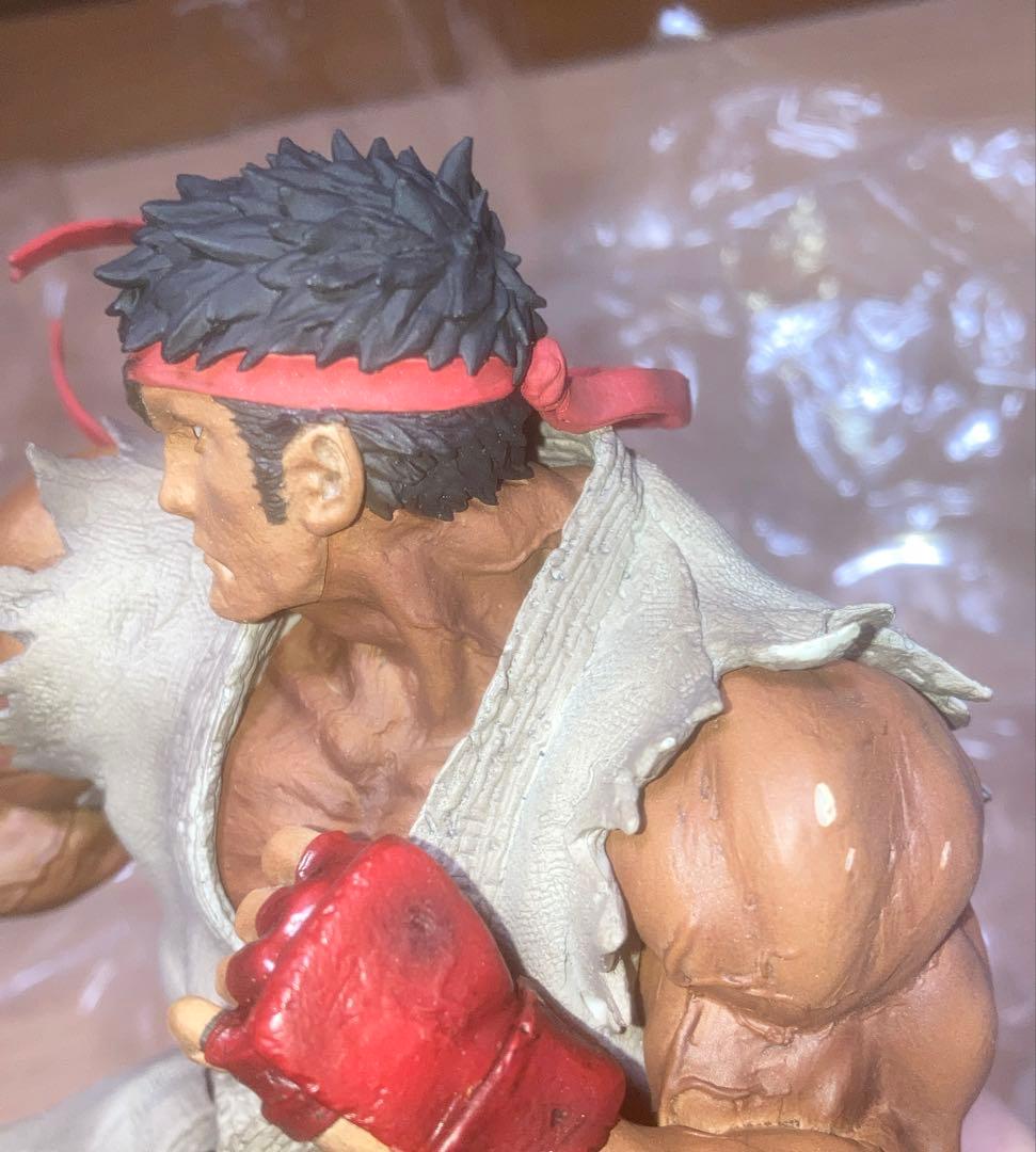 ストリートファイター　リュウ　エンブレイスジャパン　カプコン　フィギュア