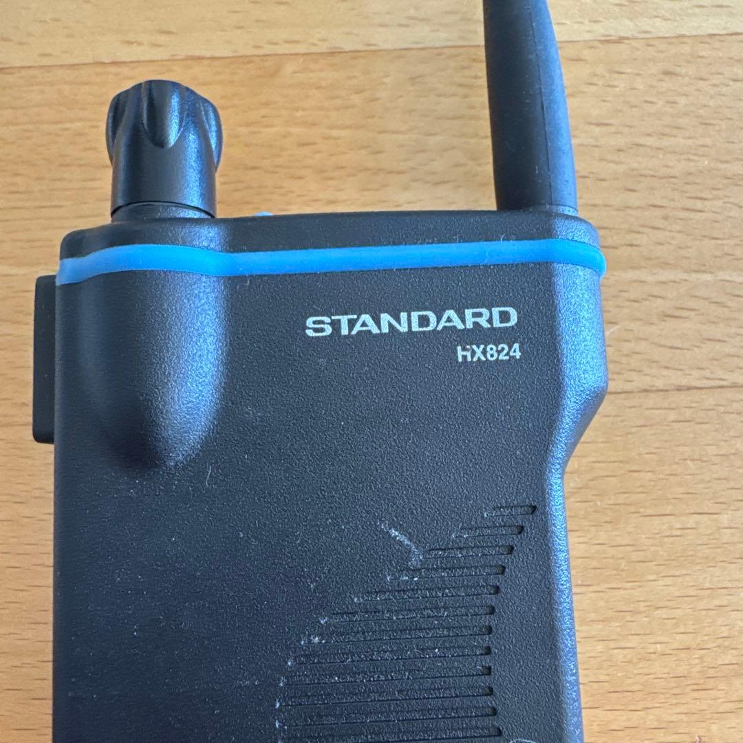 STANDARD HX824トランシーバー
