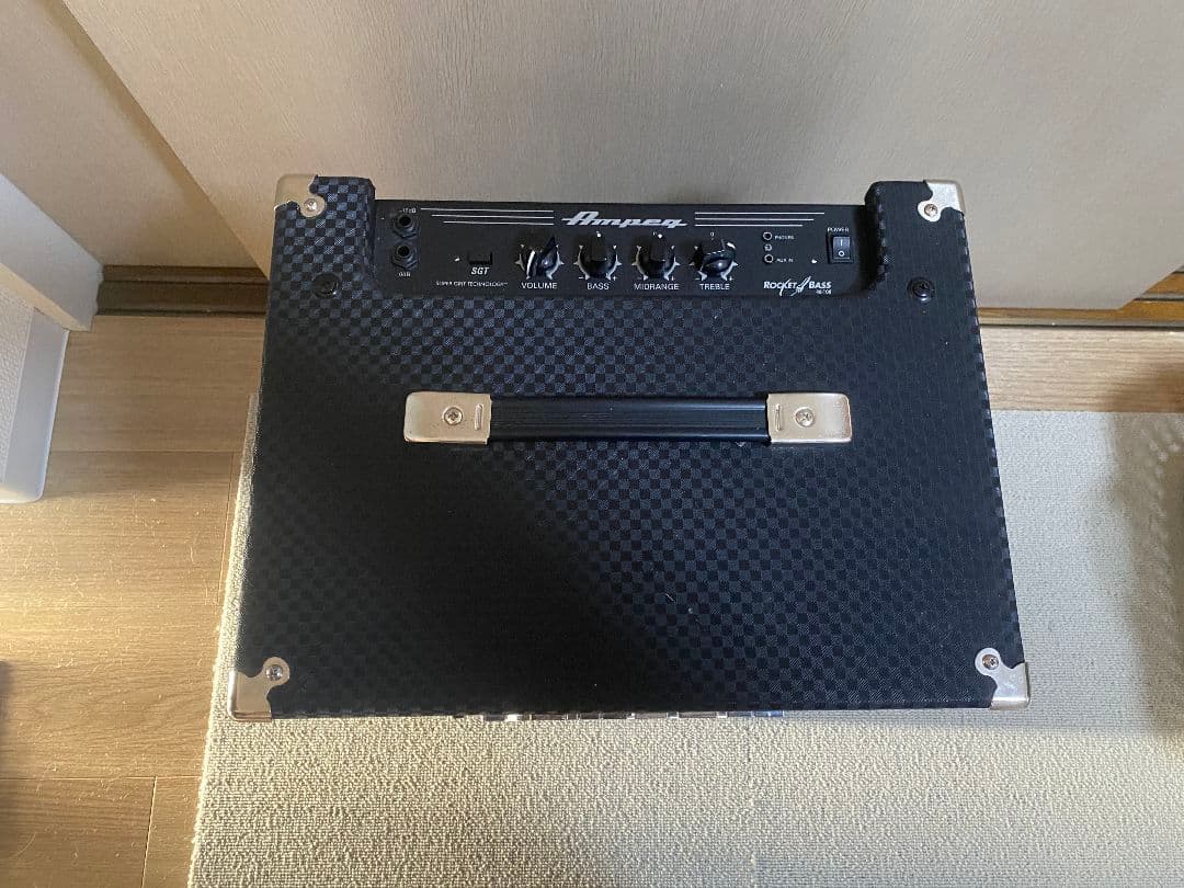 Ampeg RB-108 ベースアンプ　30W