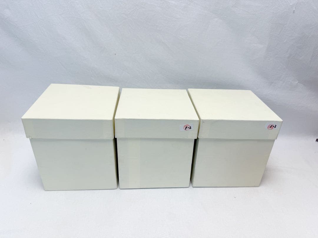 ほぼ未使用 茶道具 溜塗 内朱 信玄弁当 三段弁当箱 千筋 内朱 三客 紙箱