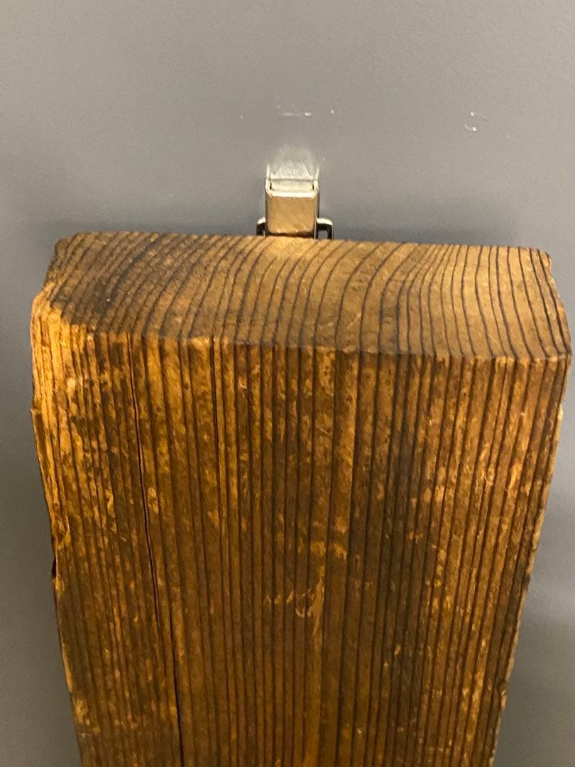 蛇口のオブジェ（アンティークを使った現代アート）