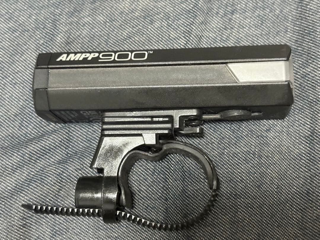 極美品 即日発送CATEYE AMPP900 自転車ライト