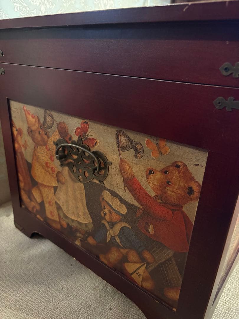 トイボックス　テディベアイラストが描かれた木製ボックス