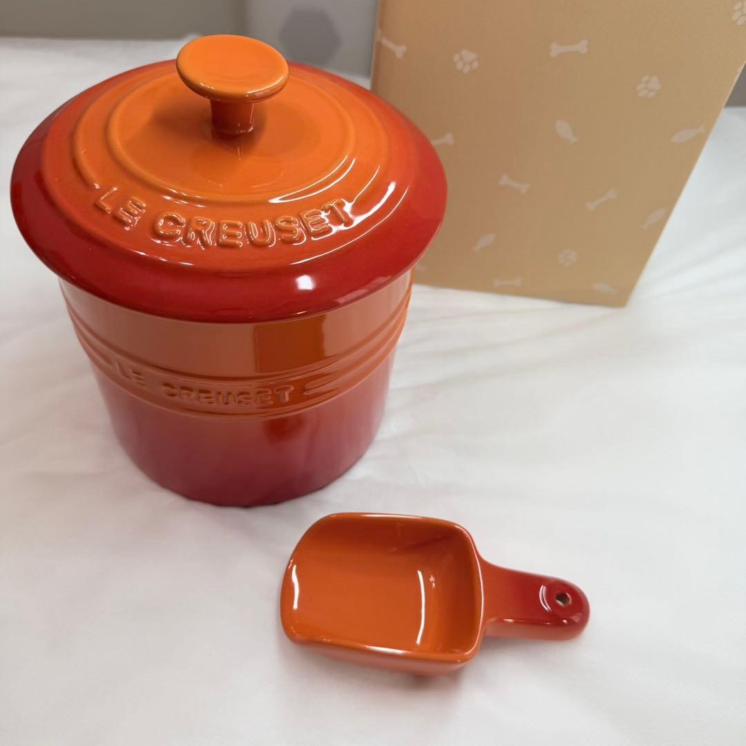 新品　コンテナー　ルクルーゼ　陶器　ペットフード　ドライフード　スコープ　犬猫