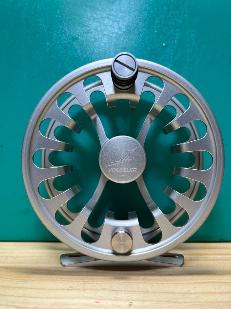 VOSSER AIR-TOW 5/6　シルバー　　フライリール