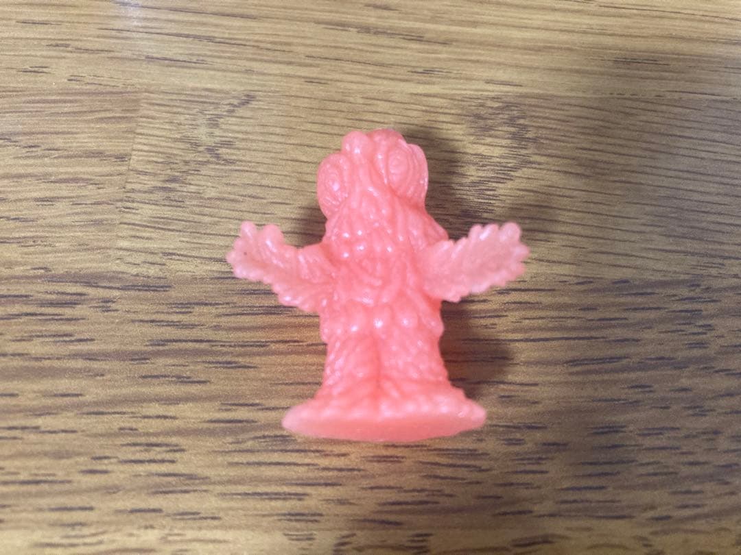 ゴジラ　バルタン　怪獣　消しゴム　クリアオレンジ