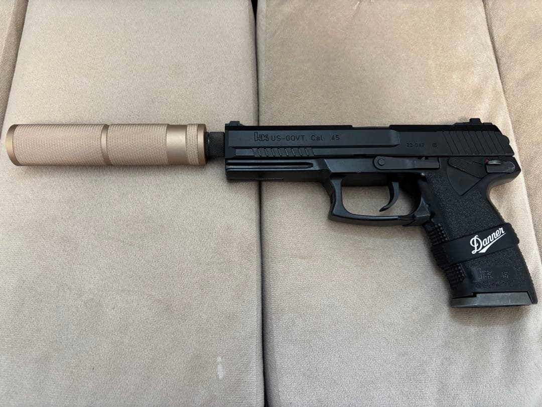 東京マルイ　SOCOM MK23 ［ロングバレルカスタム］サプレッサー付き