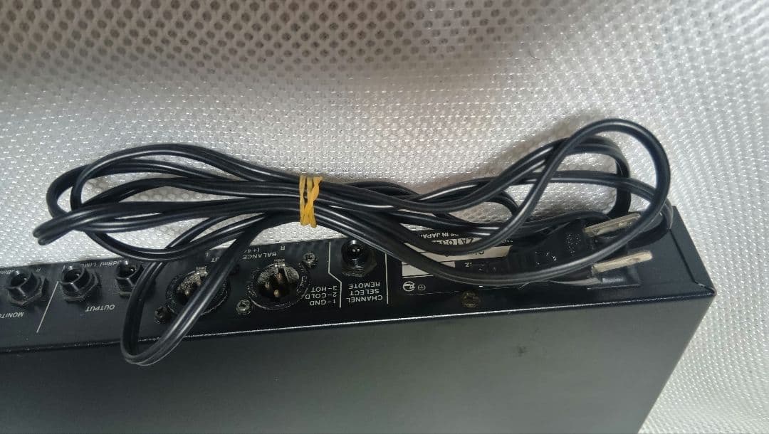 BOSS GL-100 アナログプリアンプ スピーカーシミュレーター