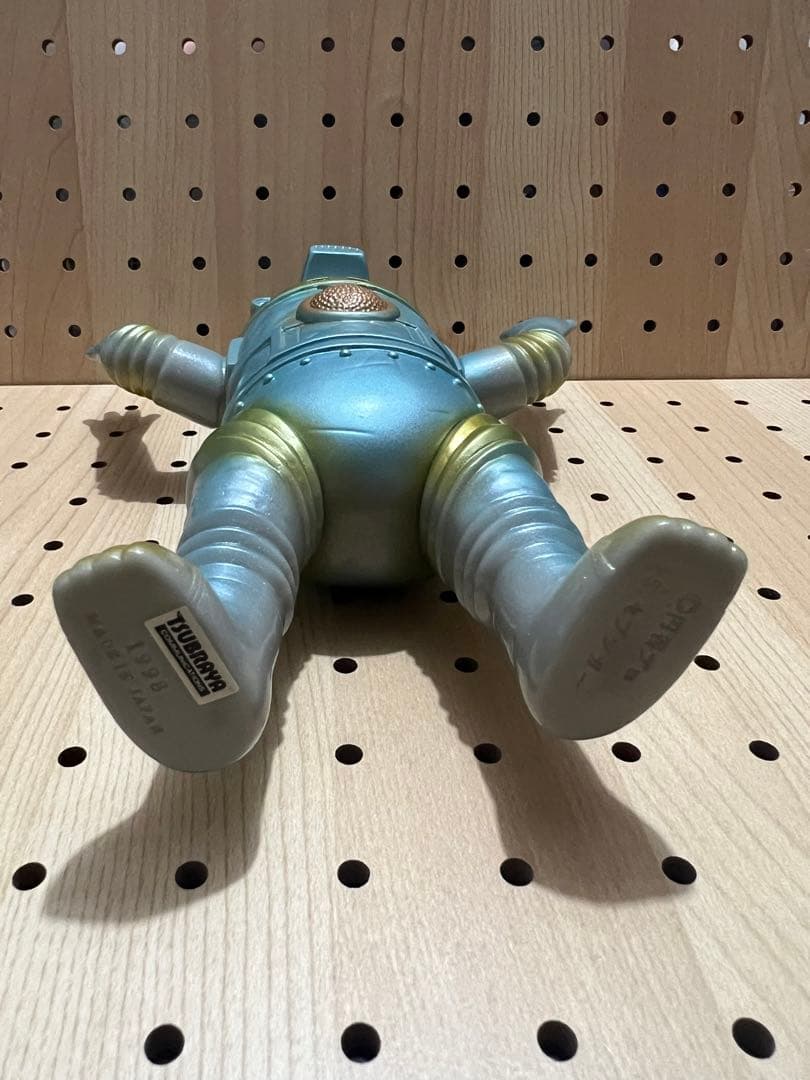 ソフビシリーズ　怪獣郷　セブンガー