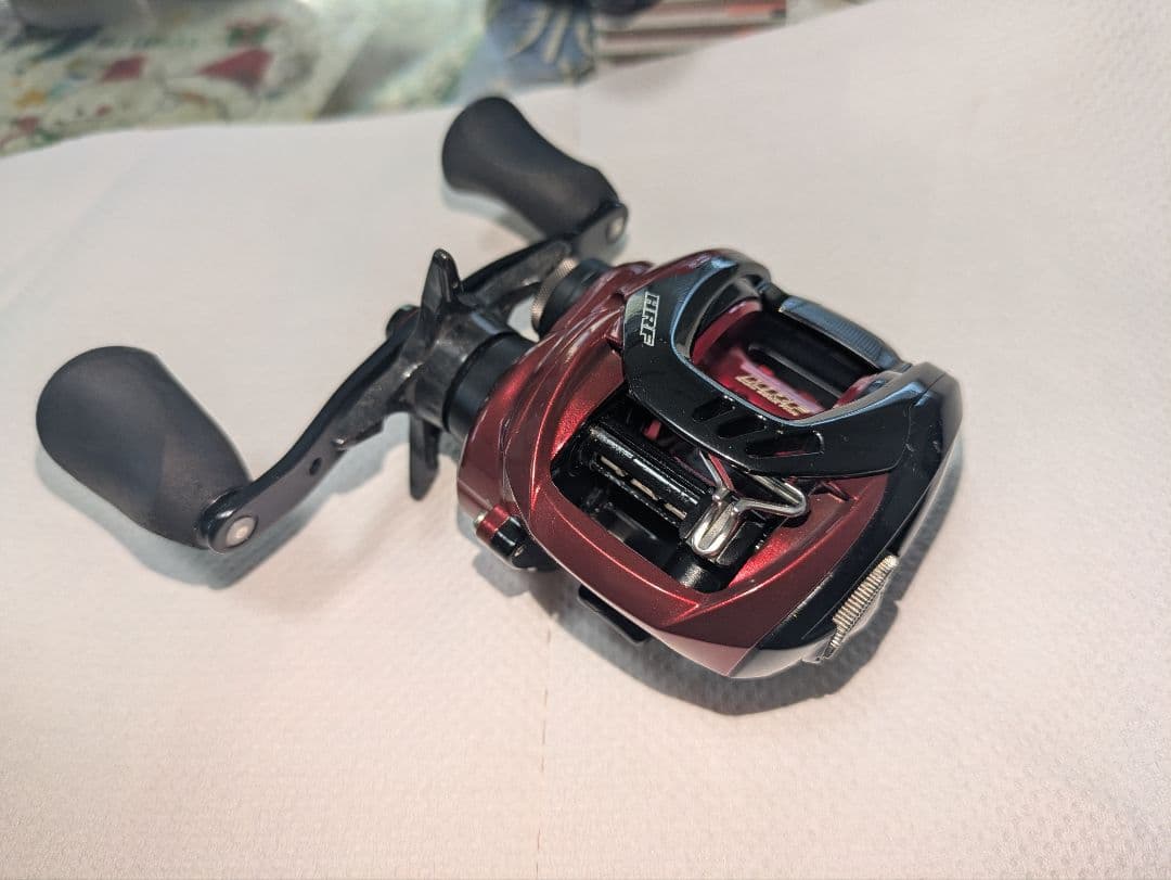 DAIWA ダイワ 20 HRF PE スペシャル 8.1R-TW ハンドル交換