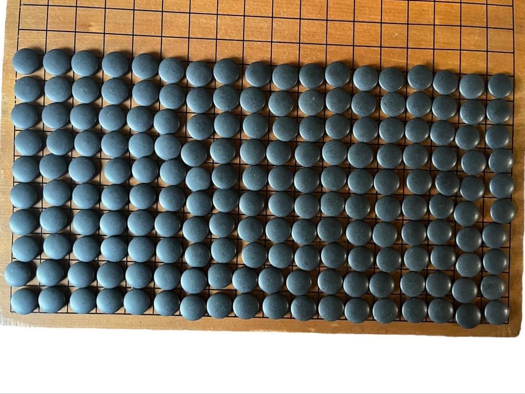 松寿製 本榧　脚付碁盤 　碁石セット（蛤178個＋那智黒180個＋碁笥）